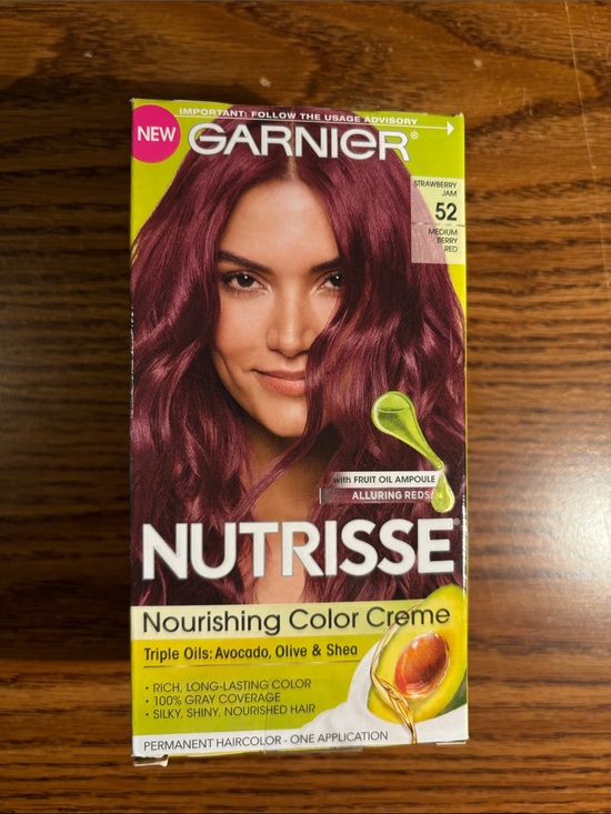 Garnier Other - Garnier Nutrisse 52 Strawberry Jam (Medium Berry Red)